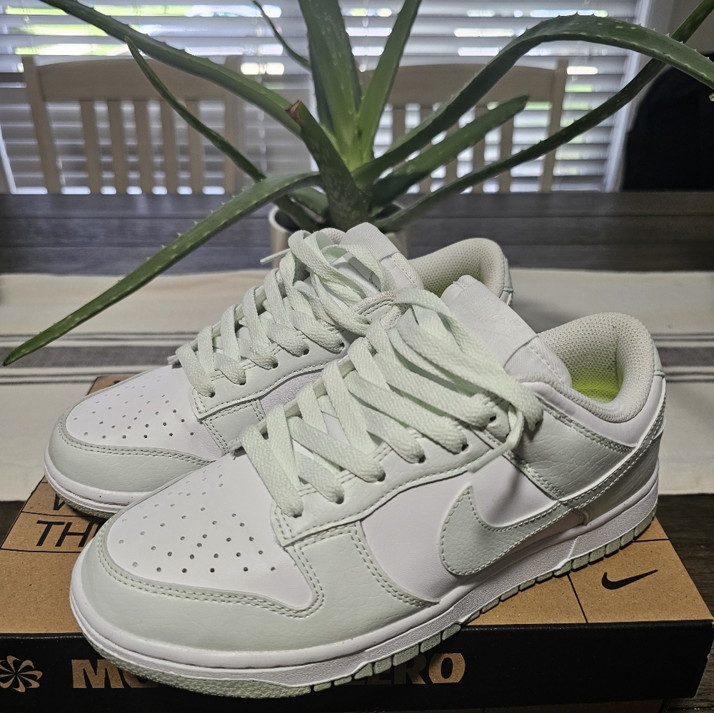 ☆☆Nike Dunk Low - White Mint☆☆